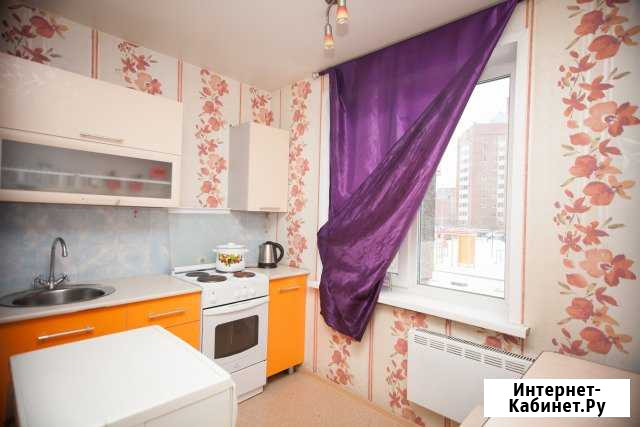 1-комнатная квартира, 30 м², 1/10 эт. в аренду посуточно в Красноярске Красноярск - изображение 1