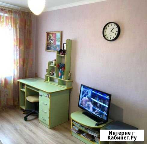 3-комнатная квартира, 72 м², 3/5 эт. в аренду на длительный срок в Севастополе Севастополь - изображение 1