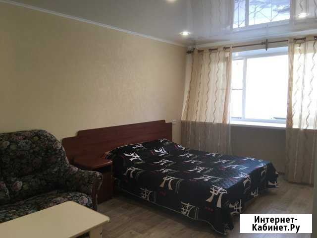 1-комнатная квартира, 32 м², 1/5 эт. в аренду посуточно в Магнитогорске Магнитогорск - изображение 1