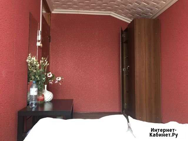 Комната 10 м² в 1-ком. кв., 2/2 эт. в аренду на длительный срок в Весёлом Веселое - изображение 1