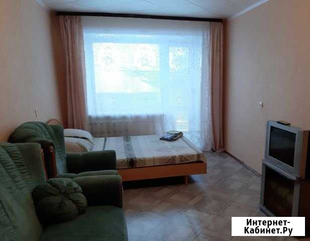 1-комнатная квартира, 33 м², 3/5 эт. в аренду посуточно в Карпинске Карпинск - изображение 1