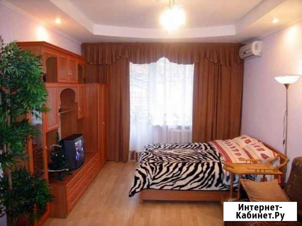 1-комнатная квартира, 34 м², 3/5 эт. в аренду посуточно в Белгороде Белгород - изображение 1