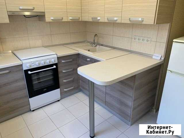 3-комнатная квартира, 54 м², 3/5 эт. в аренду на длительный срок в Симферополе Симферополь - изображение 1