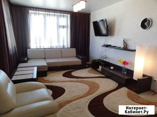 2-комнатная квартира, 54 м², 5/10 эт. в аренду посуточно в Набережных Челнах Набережные Челны - изображение 1