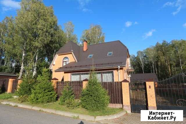 Коттедж 340 м² на участке 12 сот. в аренду на длительный срок в Санкт-Петербурге Санкт-Петербург - изображение 1