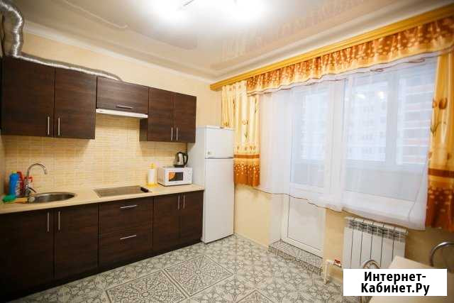 1-комнатная квартира, 45 м², 4/16 эт. в аренду посуточно в Брянске Брянск - изображение 1