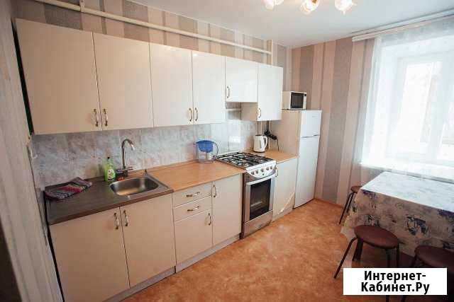 1-комнатная квартира, 35 м², 2/9 эт. в аренду посуточно в Кургане Курган - изображение 1