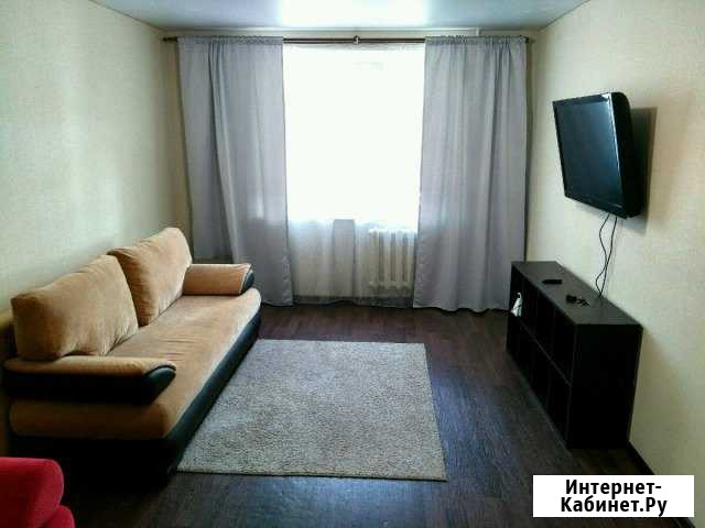 1-комнатная квартира, 36 м², 1/3 эт. в аренду посуточно в Сызрани Сызрань - изображение 1