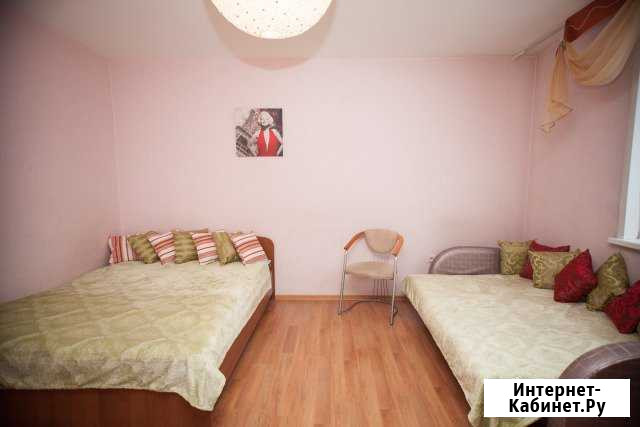 2-комнатная квартира, 80 м², 4/10 эт. в аренду посуточно в Красноярске Красноярск - изображение 1