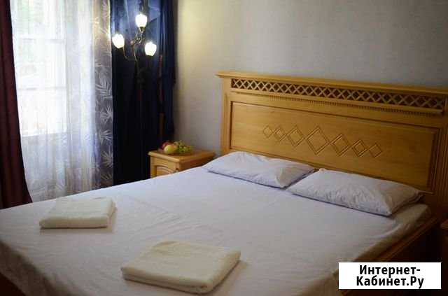 2-комнатная квартира, 50 м², 2/2 эт. в аренду посуточно в Севастополе Севастополь - изображение 1