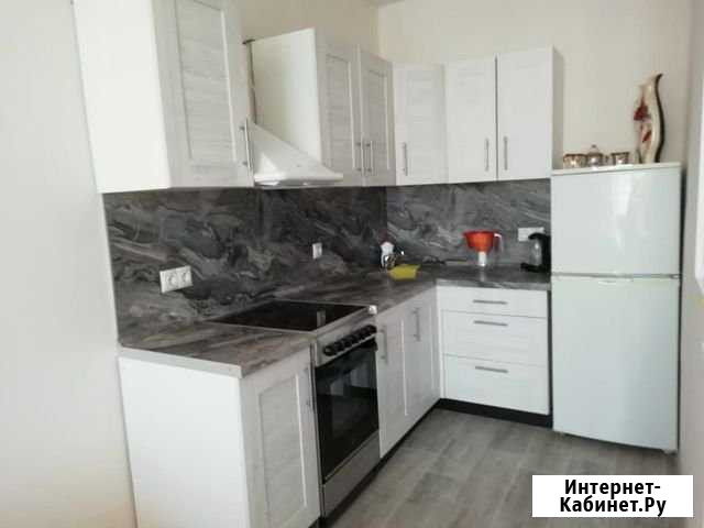 2-комнатная квартира, 40 м², 3/5 эт. в аренду посуточно в Ленинске-Кузнецком Ленинск-Кузнецкий - изображение 1