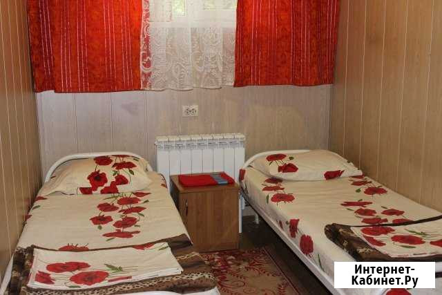 Комната 12 м² в 8-ком. кв., 1/2 эт. в аренду на длительный срок в Новороссийске Новороссийск - изображение 1