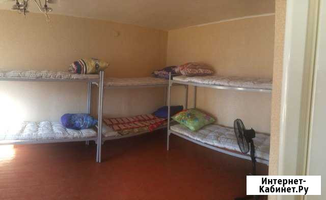 Комната 17 м² в 3-ком. кв., 1/3 эт. в аренду посуточно в Екатеринбурге Екатеринбург - изображение 1