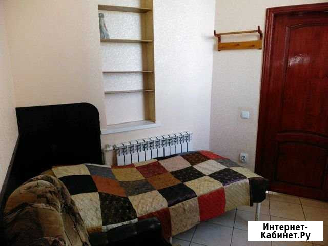 Комната 12 м² в 3-ком. кв., 9/16 эт. в аренду на длительный срок в Саратове Саратов - изображение 1