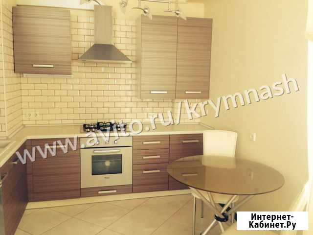 3-комнатная квартира, 90 м², 7/10 эт. в аренду на длительный срок в Севастополе Севастополь - изображение 1