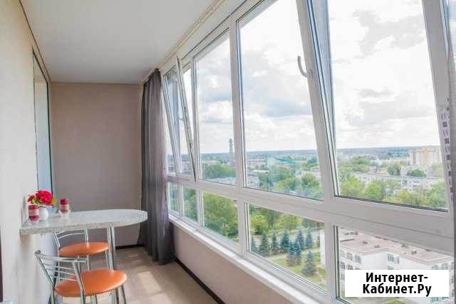 1-комнатная квартира, 52 м², 13/16 эт. в аренду посуточно в Брянске Брянск - изображение 1