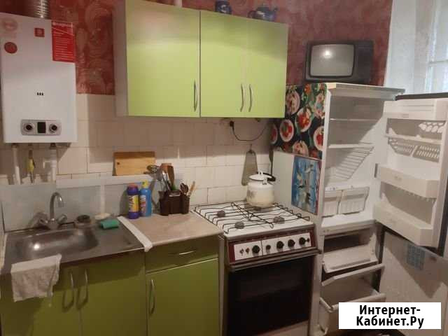 3-комнатная квартира, 50 м², 4/4 эт. в аренду на длительный срок в Новомосковске Новомосковск - изображение 1