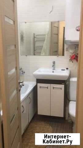 1-комнатная квартира, 43 м², 6/8 эт. в аренду на длительный срок в Алуште Алушта - изображение 1