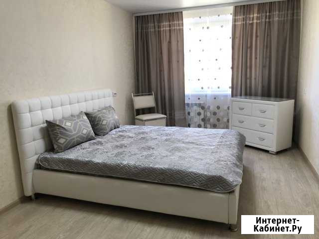 1-комнатная квартира, 37 м², 1/10 эт. в аренду посуточно в Чебоксарах Чебоксары - изображение 1