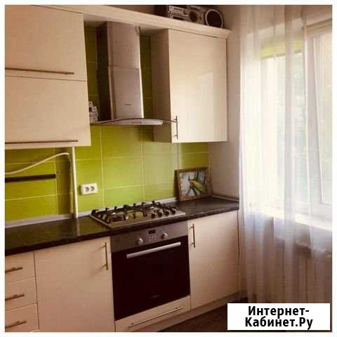 3-комнатная квартира, 79 м², 3/10 эт. в аренду на длительный срок в Симферополе Симферополь - изображение 1