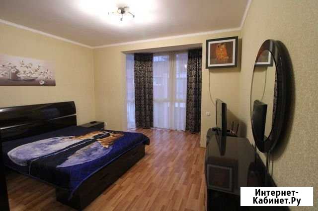2-комнатная квартира, 50 м², 4/4 эт. в аренду на длительный срок в Ялте Ялта - изображение 1