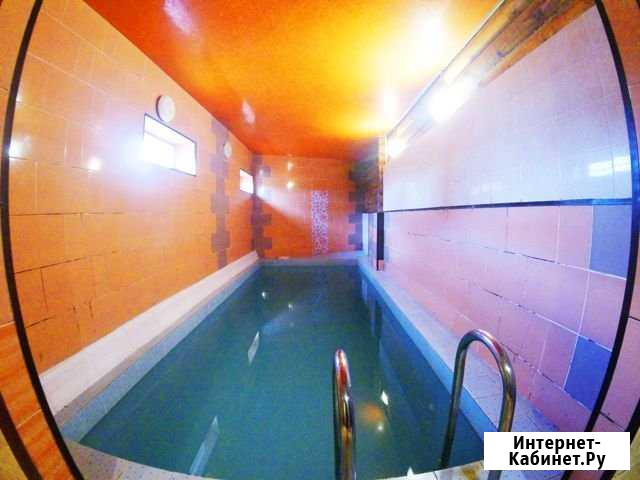 Коттедж 280 м² на участке 10 сот. в аренду посуточно в Казани Казань - изображение 1