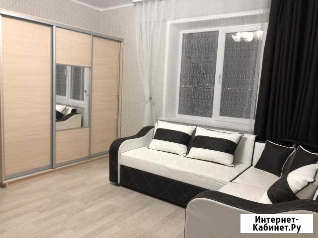 1-комнатная квартира, 46 м², 7/9 эт. в аренду посуточно в Астрахани Астрахань - изображение 1