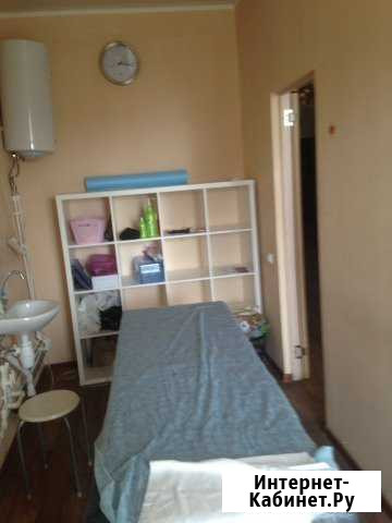 Сдаю рабочие места в парикмахерской,кабинет Астрахань - изображение 1