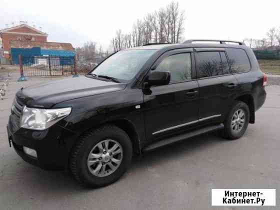 Аренда Toyota Land Cruiser 200 Санкт-Петербург