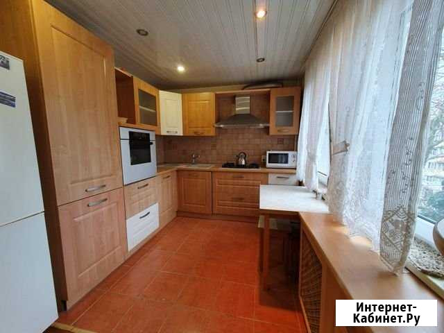 3-комнатная квартира, 70 м², 4/5 эт. в аренду на длительный срок в Сочи Сочи - изображение 1