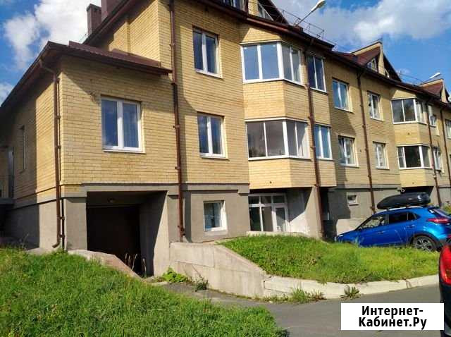 3-комнатная квартира, 96 м², 1/3 эт. на продажу в Петрозаводске Петрозаводск - изображение 1