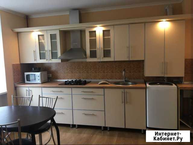 1-комнатная квартира, 50 м², 4/6 эт. в аренду посуточно в Евпатории Евпатория - изображение 1