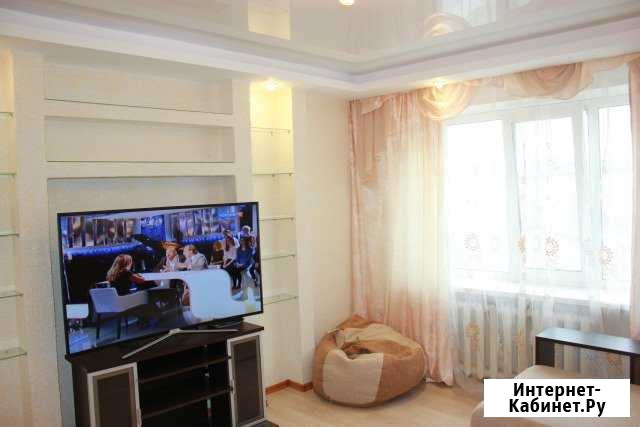 1-комнатная квартира, 32 м², 3/5 эт. в аренду посуточно в Надыме Надым - изображение 1