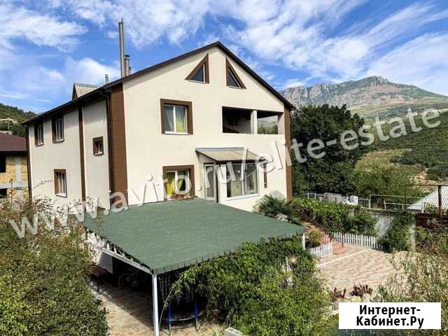 Дом 460 м² на участке 12.8 сот. на продажу в Алуште Алушта - изображение 1