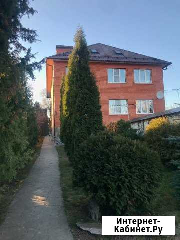 Коттедж 500 м² на участке 35 сот. в аренду посуточно в Воскресенском Московской области Воскресенское - изображение 1