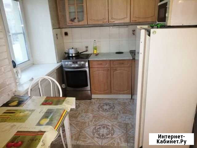 3-комнатная квартира, 62 м², 3/5 эт. в аренду на длительный срок в Белово Белово - изображение 1