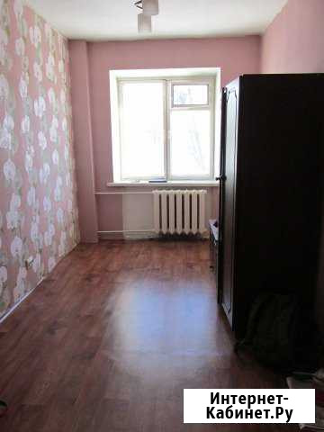 Комната 10 м² в 5-ком. кв., 2/5 эт. в аренду на длительный срок в Серпухове Серпухов - изображение 1