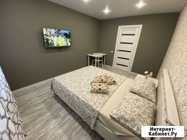 2-комнатная квартира, 55 м², 2/5 эт. в аренду посуточно в Новокуйбышевске Новокуйбышевск - изображение 1