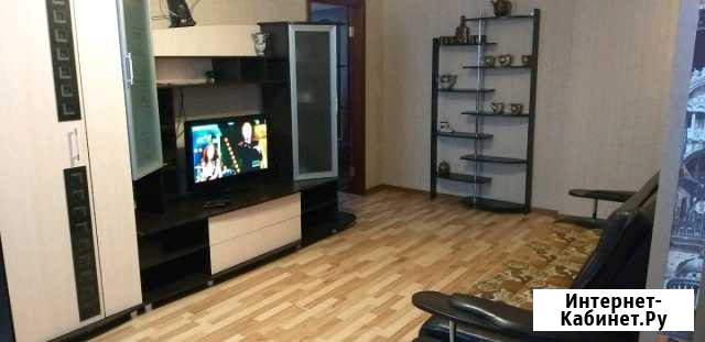 3-комнатная квартира, 50 м², 2/5 эт. в аренду посуточно в Балашове Балашов - изображение 1