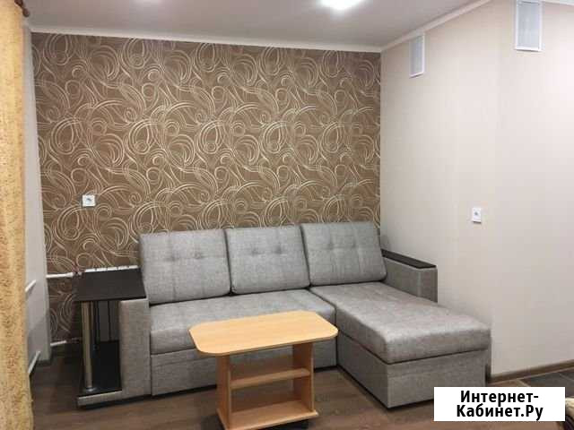 2-комнатная квартира, 42 м², 1/10 эт. в аренду посуточно в Магнитогорске Магнитогорск - изображение 1