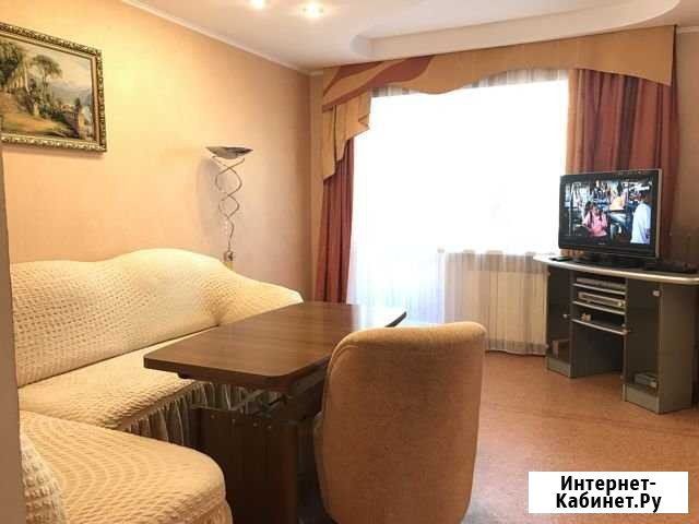 3-комнатная квартира, 98 м², 2/5 эт. в аренду на длительный срок в Симферополе Симферополь - изображение 1