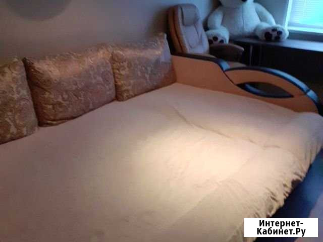 Комната 18 м² в 2-ком. кв., 1/9 эт. в аренду посуточно в Новом Уренгое Новый Уренгой - изображение 1