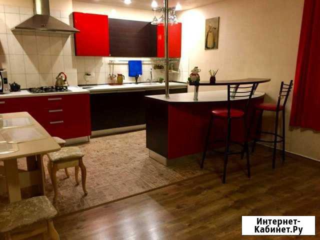 Коттедж 230 м² на участке 6 сот. в аренду посуточно в Ижевске Ижевск - изображение 1