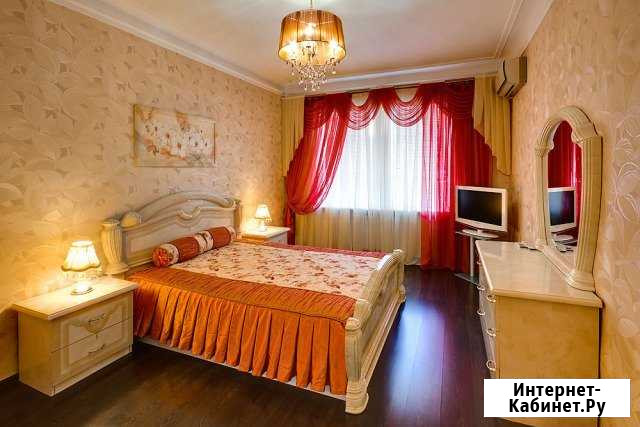 2-комнатная квартира, 54 м², 2/3 эт. в аренду посуточно в Севастополе Севастополь - изображение 1