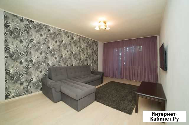 2-комнатная квартира, 60 м², 3/6 эт. в аренду посуточно в Челябинске Челябинск - изображение 1