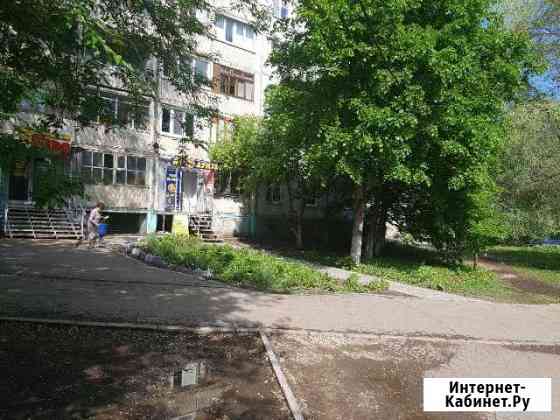 Торговое помещение на остановке, 67 кв.м. Самара