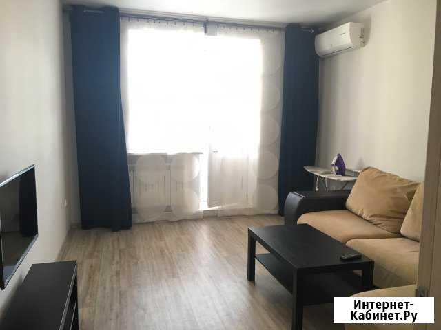 1-комнатная квартира, 42 м², 3/3 эт. в аренду посуточно в Ейске Ейск - изображение 1