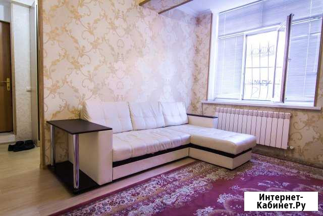 Комната 15 м² в 5-ком. кв., 1/5 эт. в аренду посуточно в Махачкале Махачкала - изображение 1