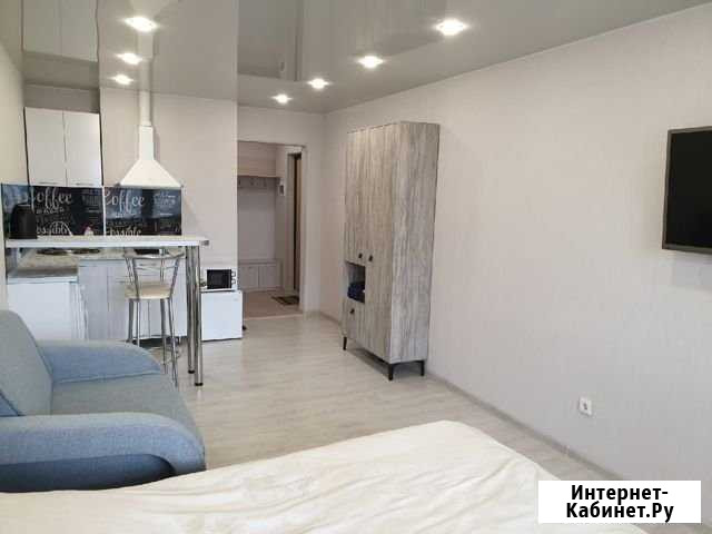 Квартира-студия, 28 м², 3/17 эт. в аренду посуточно в Кирове Киров - изображение 1