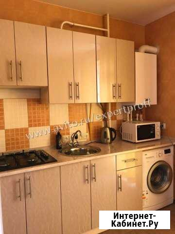 1-комнатная квартира, 40 м², 8/10 эт. в аренду на длительный срок в Севастополе Севастополь - изображение 1
